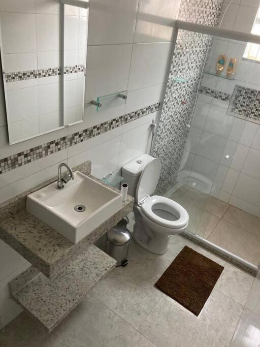 Casa Com Piscina, Grande E Espacosa No Condominio Dos Passaros Cabo Frio Kültér fotó