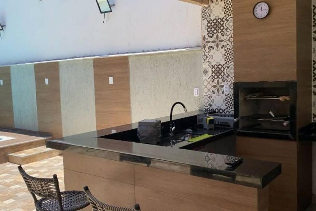 Casa Com Piscina, Grande E Espacosa No Condominio Dos Passaros Cabo Frio Kültér fotó